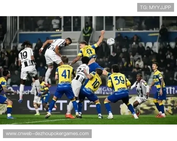 罗马客场绝平那不勒斯，争四格局再生变数