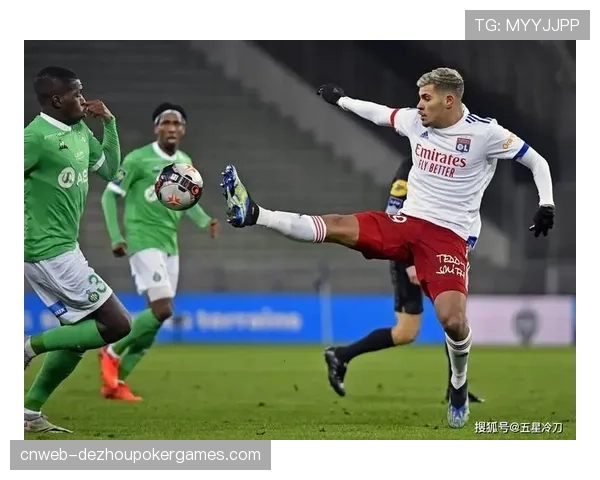 里尔1-0战胜圣埃蒂安，制胜球来自一次快速反击，而非阵地进攻